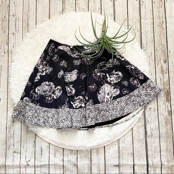 Prabal Gurung for Target skaters skirt mini floral black white size 2 - Picture 1 of 10